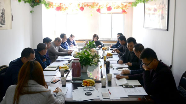 根据厅直属机关党委安排部署，2月19日，省律协直属分会党总支召开了2016年度组织生活会。党总支书记赵耀主持会议，厅直属机关党委专职副书记刘晓丽莅临指导。 为开展好此次会议，各支部高度重视，认真做好会