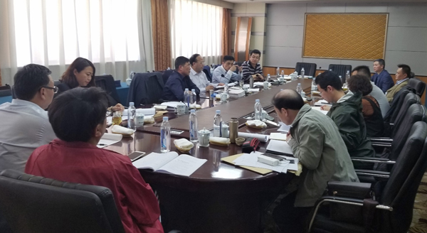 4月1日，省律师协会惩戒委员会举行第三次全体会议。惩戒委员会主任孙赓主持会议。