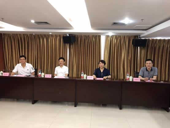 5月18、19日，省律协副会长、直属分会会长赵耀，直属分会副会长周文杰、张小娟，直属分会秘书长邹世语一行四人，就律师行业党建工作和律师事务所 “三化”（规范化、专业化、品牌化）建设工作在广西省律师协会