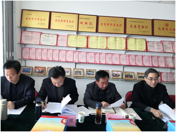 为全面落实司法厅党委、律师行业党委和省律协今年的各项任务要求，进一步推进全省律师行业重点工作深入开展，2020年10月29日，甘肃省律师行业党委专职副书记年发苗，省律师行业党委委员、省律师协会副会长赵