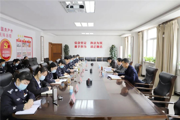 本网讯  4月15日，甘肃省司法厅党委书记、厅长牛纪南一行到省女子监狱专题调研队伍教育整顿工作。他强调，要进一步提高政治站位，深刻认识政法队伍教育整顿是党中央作出的重大决策部署，是必须完成好的重大政治