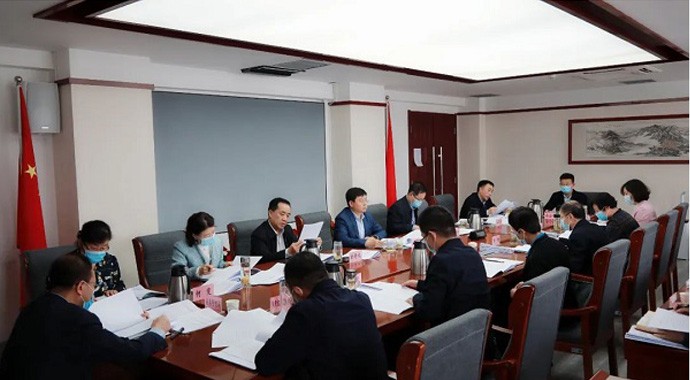 4月13日，甘肃省司法厅党委召开会议，学习贯彻习近平总书记关于全面从严治党和关于意识形态工作的重要论述，专题研究部署意识形态、党建和党风廉政建设等工作。厅党委书记、厅长谢又生主持会议并讲话?；嵋樘×? title=