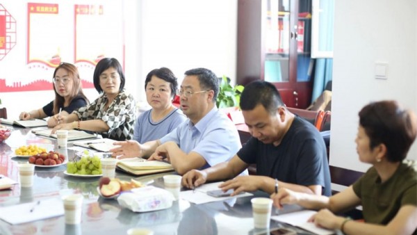 2023年6月21日甘肃省律师协会建设工程与房地产专业委员会组队赴甘肃省建设工程造价管理协会开展学习交流活动。专委会主任周万发、副秘书长孙智俊、委员仲文频、张国维、王红卫等参加了学习交流活动。杨青花理